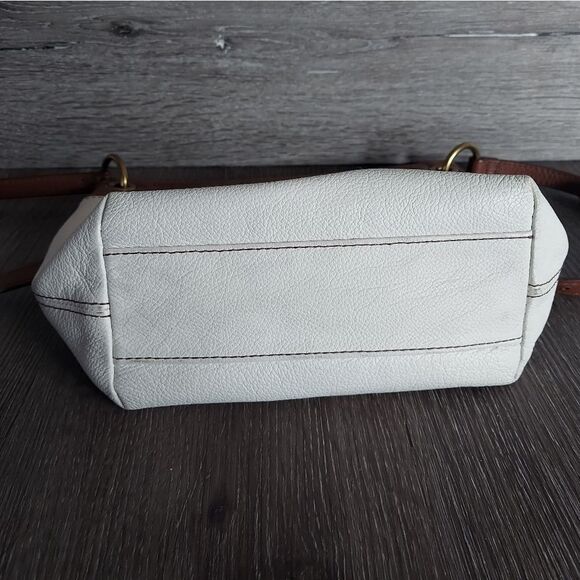 Fossil Keely Ivory/Brown Pebble Leather Crossbody Bag - Picture 3 of 6